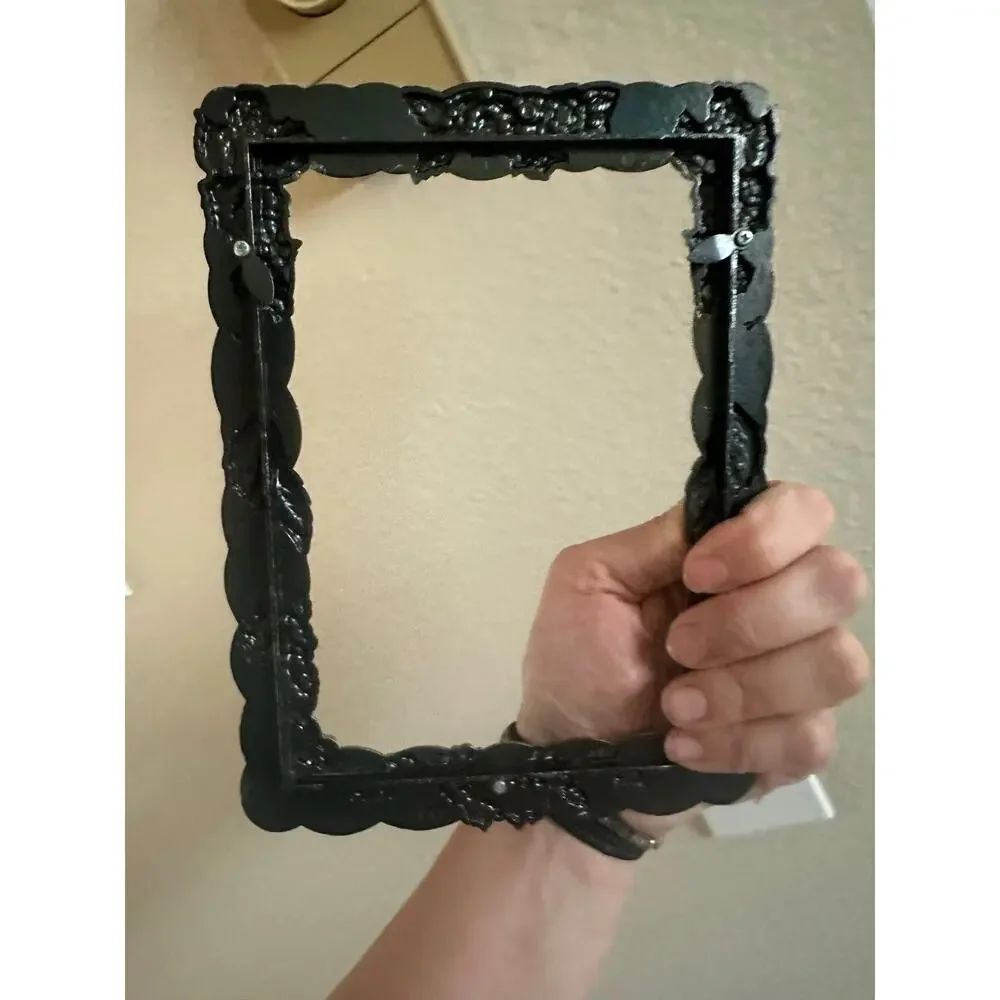 Metal Floral rose frame vintage art photo picture display silver French romantic